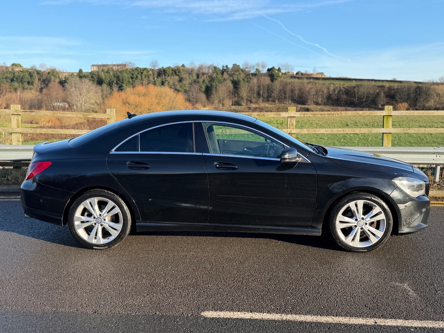 Used Mercedes-Benz CLA 2013 for sale - 76933038: Photo 2