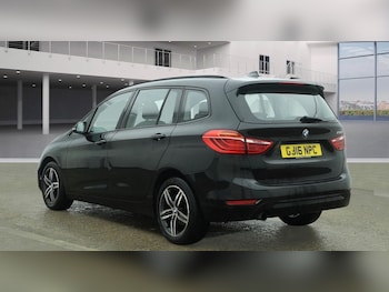 Used BMW 2 Series 2016 for sale - 77715440: Photo