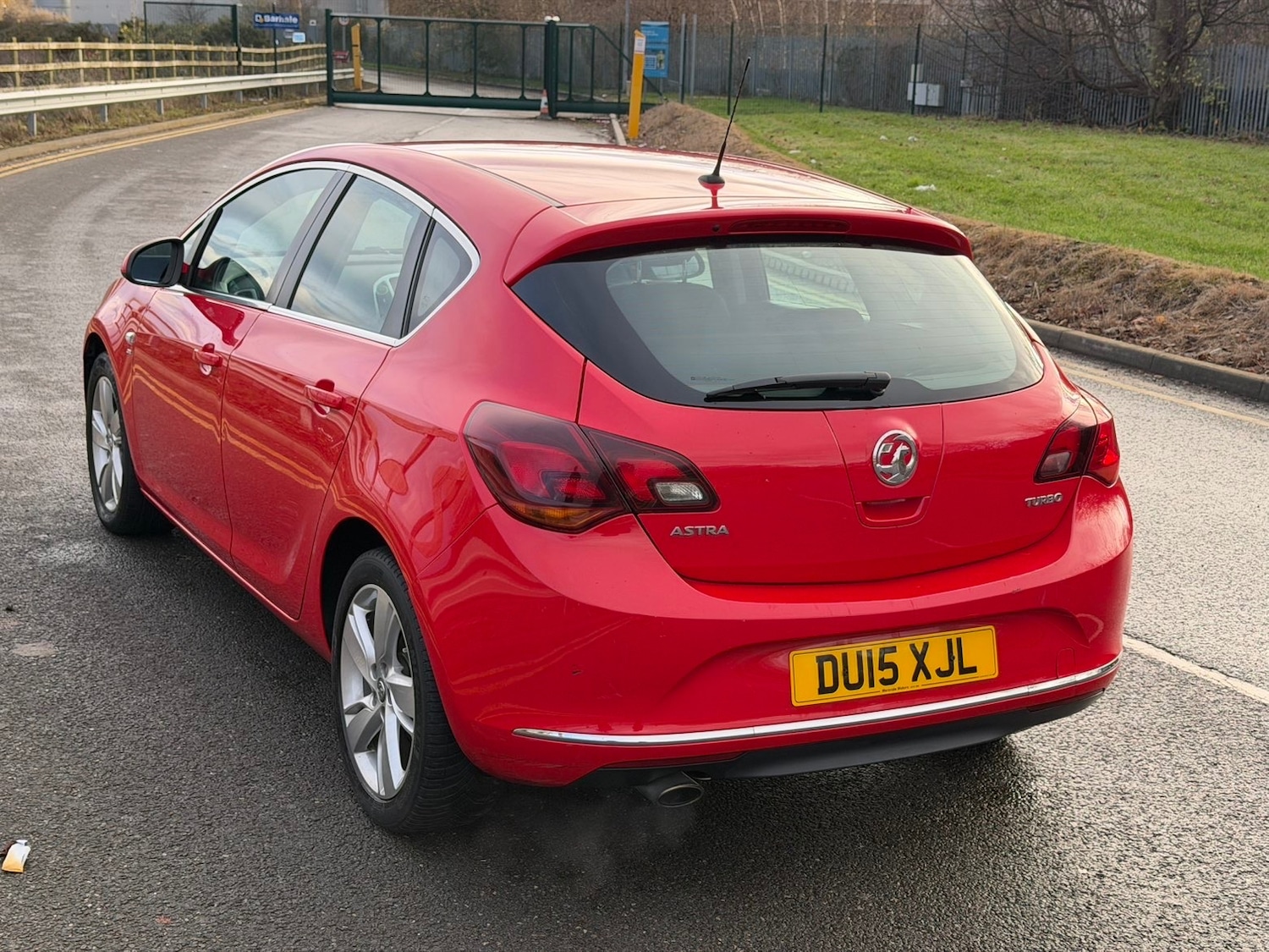 Used Vauxhall Astra 2015 for sale - 76982709: Photo 11