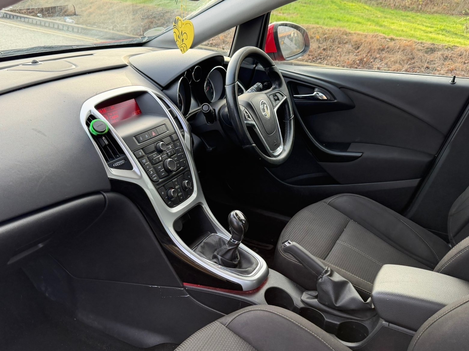 Used Vauxhall Astra 2015 for sale - 76982709: Photo 12