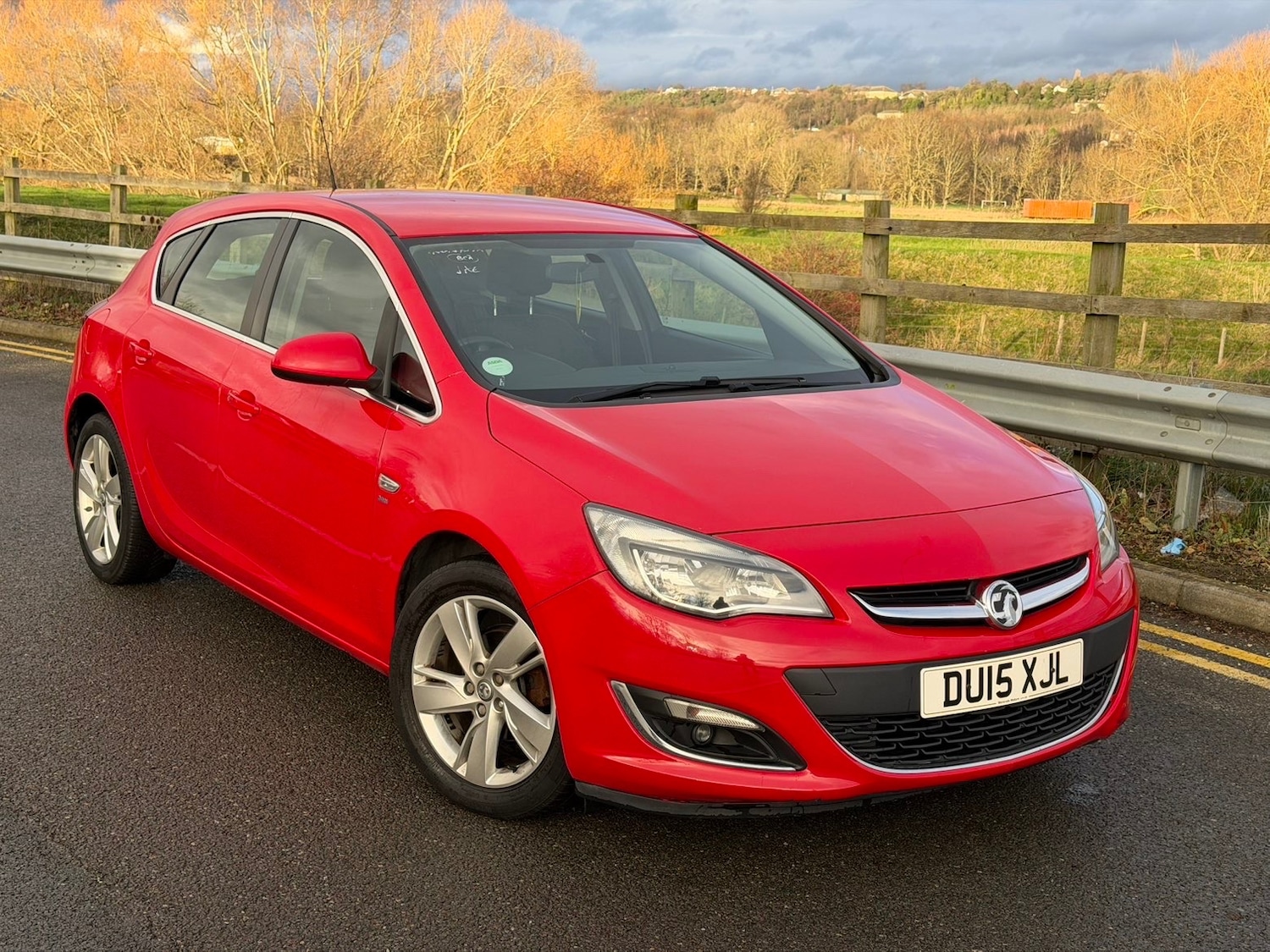 Used Vauxhall Astra 2015 for sale - 76982709: Photo 3