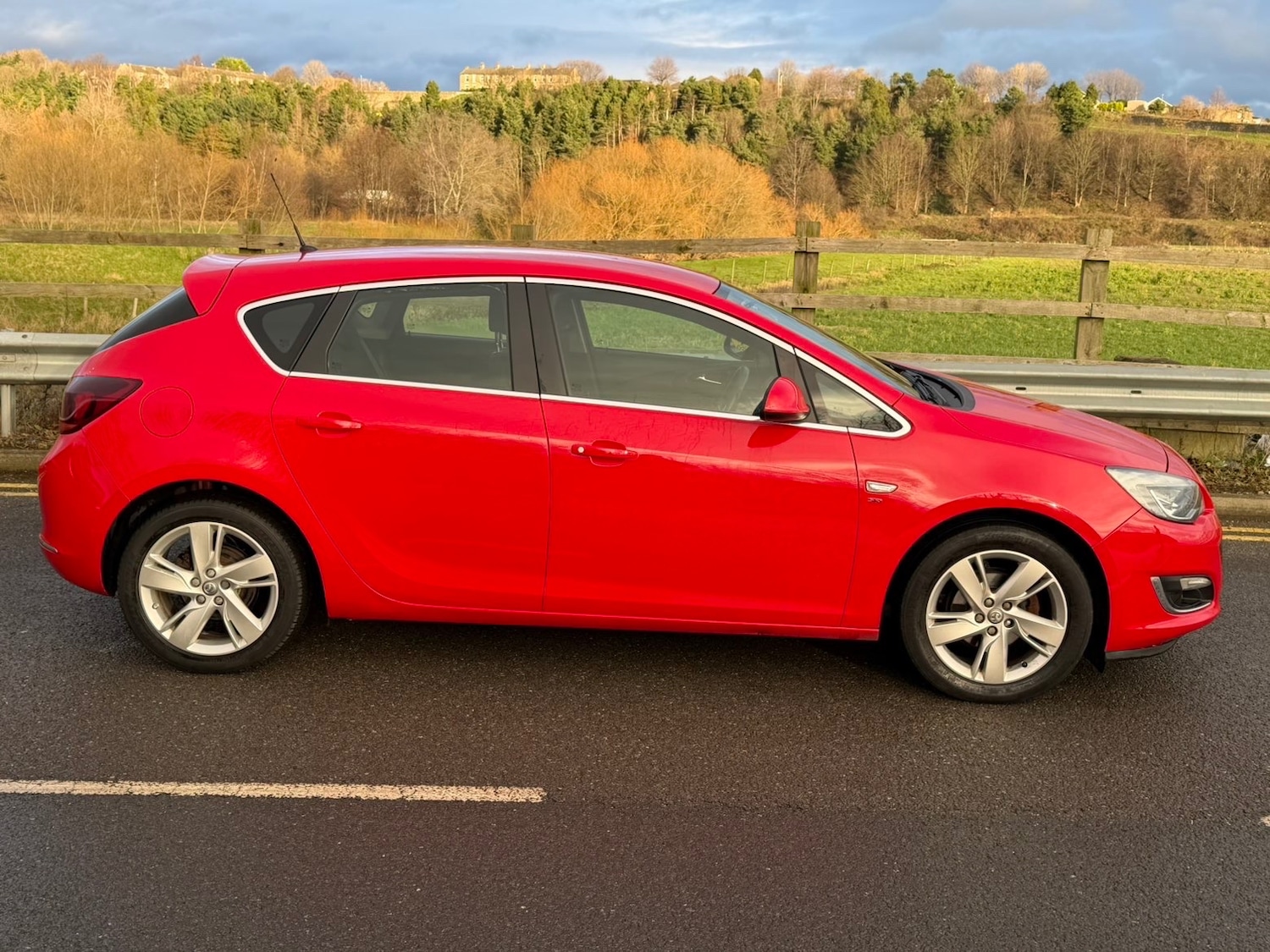 Used Vauxhall Astra 2015 for sale - 76982709: Photo 7