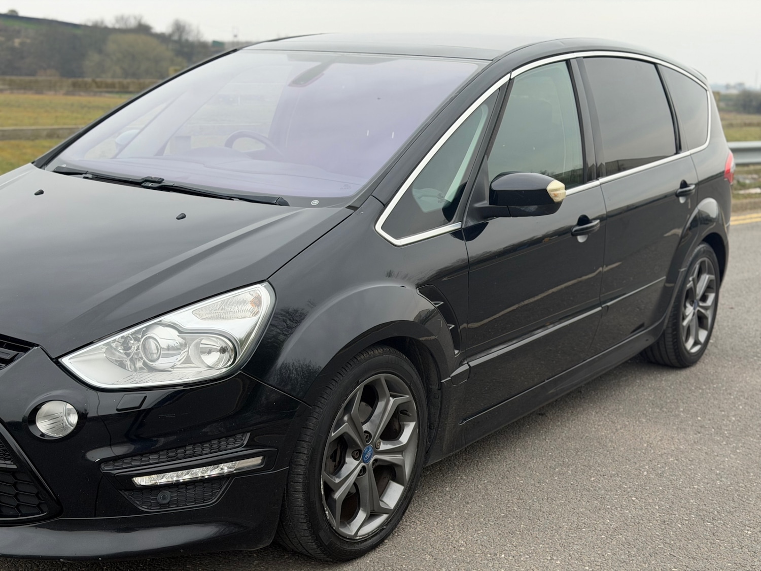 Used Ford S-Max 2011 for sale - 78168171: Photo 12