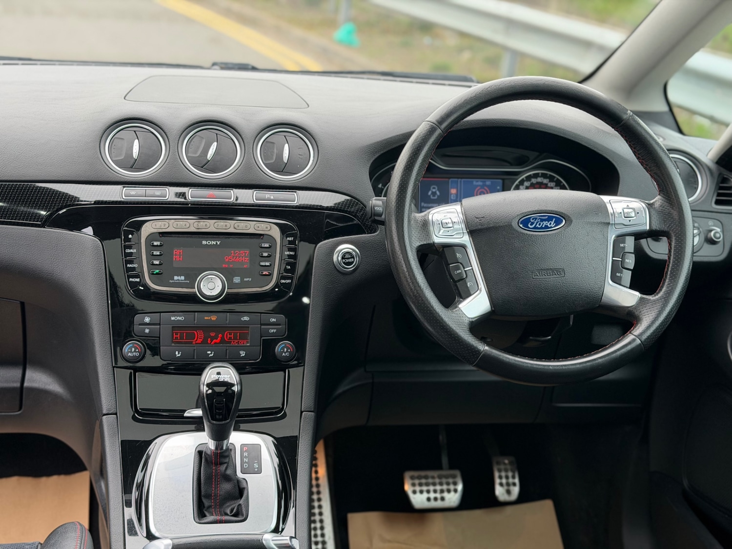 Used Ford S-Max 2011 for sale - 78168171: Photo 33