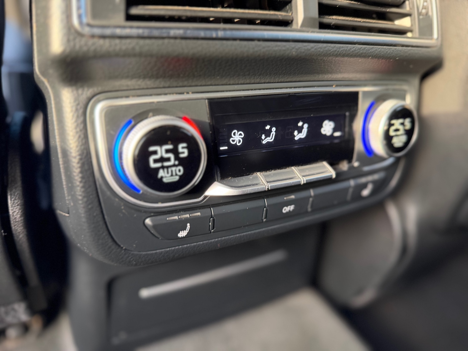 Used Audi Q7 2016 for sale - 76626587: Photo 22