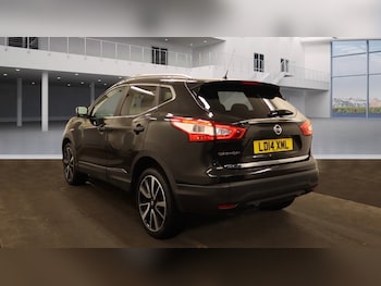Used Nissan Qashqai 2014 for sale - 76589758: Photo