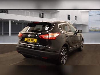 Used Nissan Qashqai 2014 for sale - 76589758: Photo