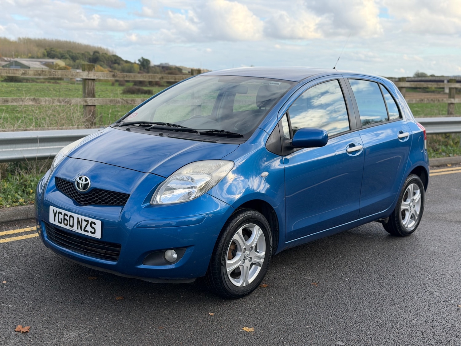 Used Toyota Yaris 2010 for sale - 76343827: Photo 10