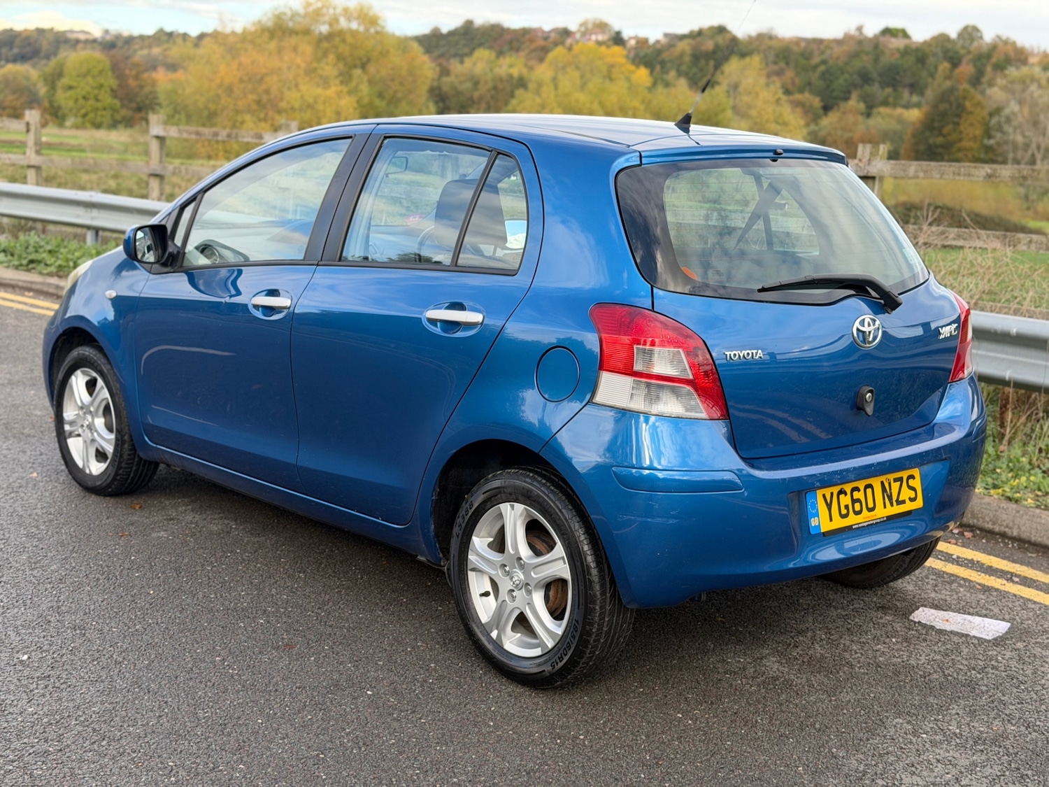 Used Toyota Yaris 2010 for sale - 76343827: Photo 13