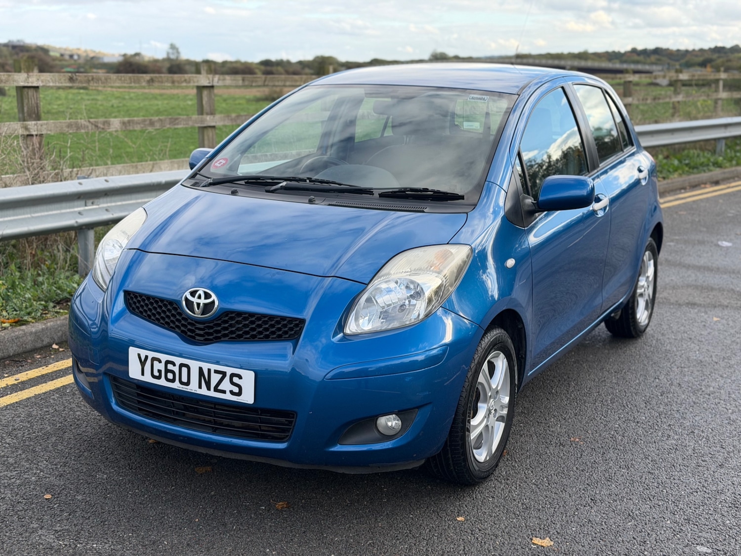 Used Toyota Yaris 2010 for sale - 76343827: Photo 15