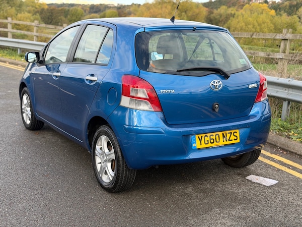 Used Toyota Yaris 2010 for sale - 76343827: Photo 18