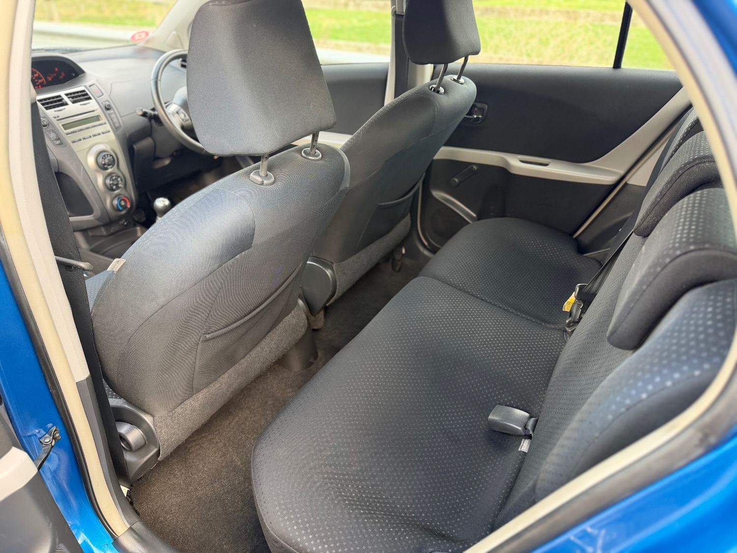 Used Toyota Yaris 2010 for sale - 76343827: Photo 20