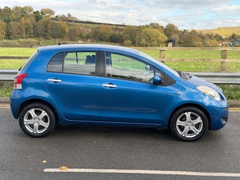 Used Toyota Yaris 2010 for sale - 76343827: Photo 4
