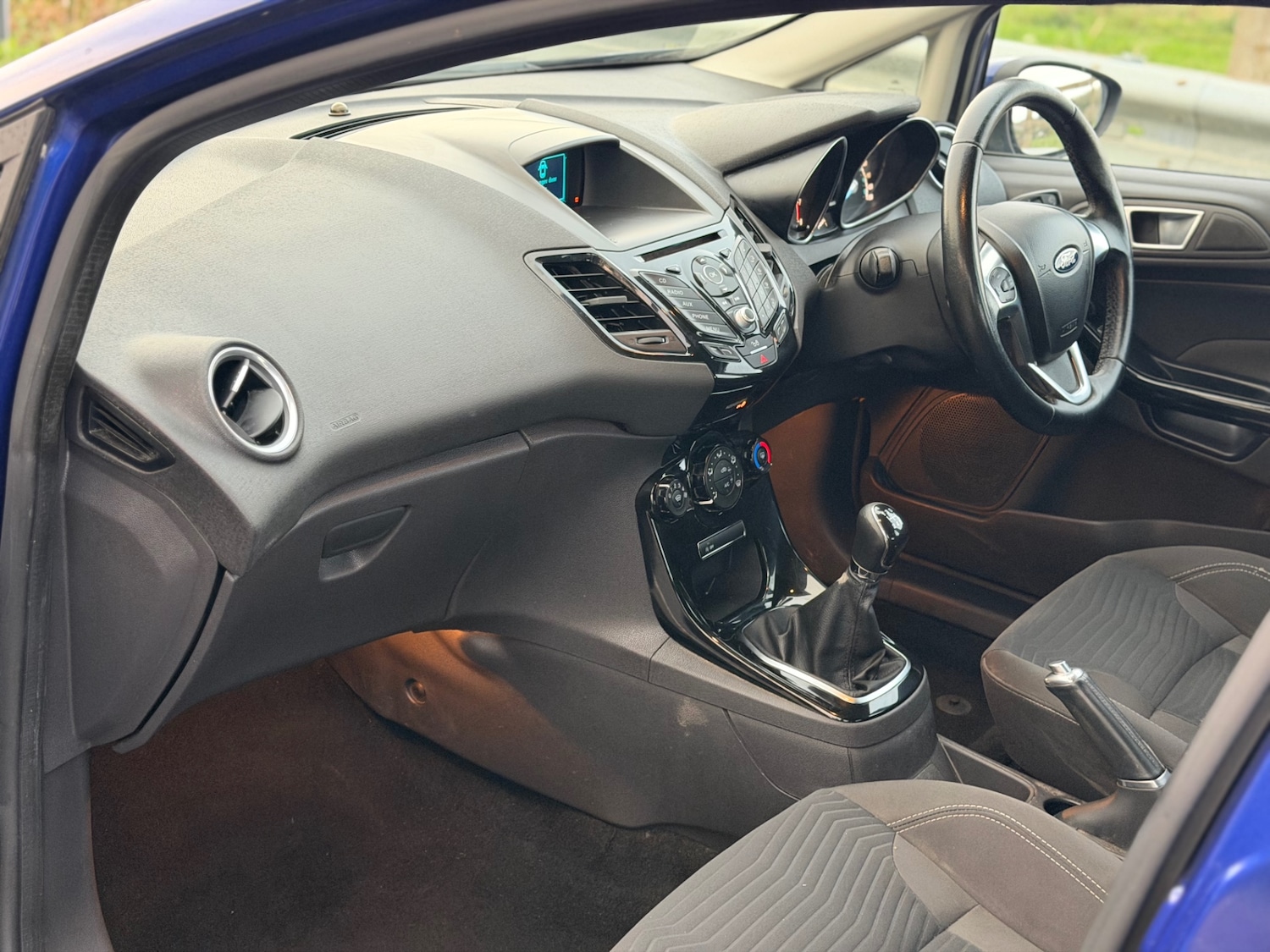 Used Ford Fiesta 2015 for sale - 76197396: Photo 18