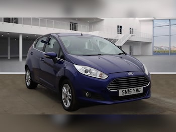 2015 (15) - 1.0 EcoBoost Zetec 5dr