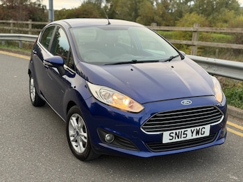 Used Ford Fiesta 2015 for sale - 76197396: Photo 2