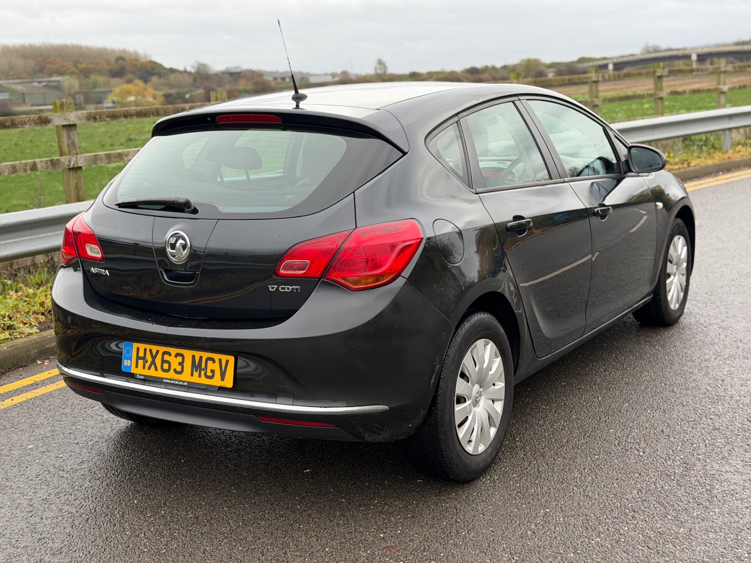 Used Vauxhall Astra 2013 for sale - 76542919: Photo 6