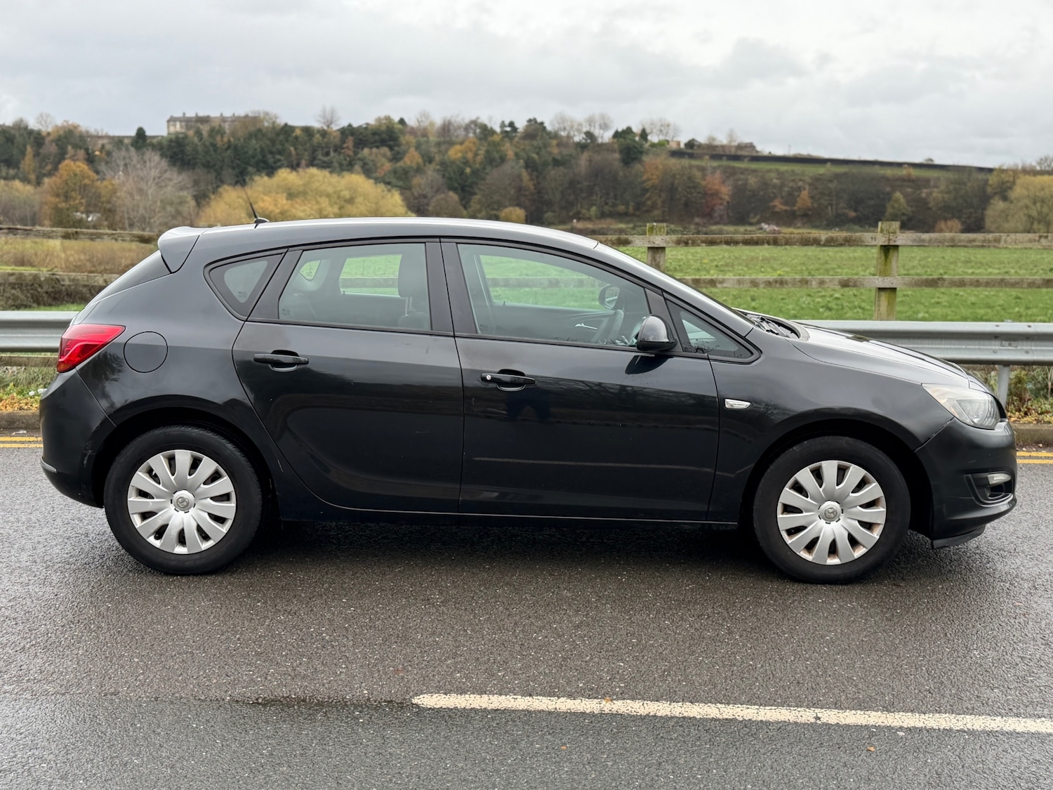 Used Vauxhall Astra 2013 for sale - 76542919: Photo 8
