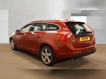 Used Volvo V60 2011 for sale - 78900500: Photo
