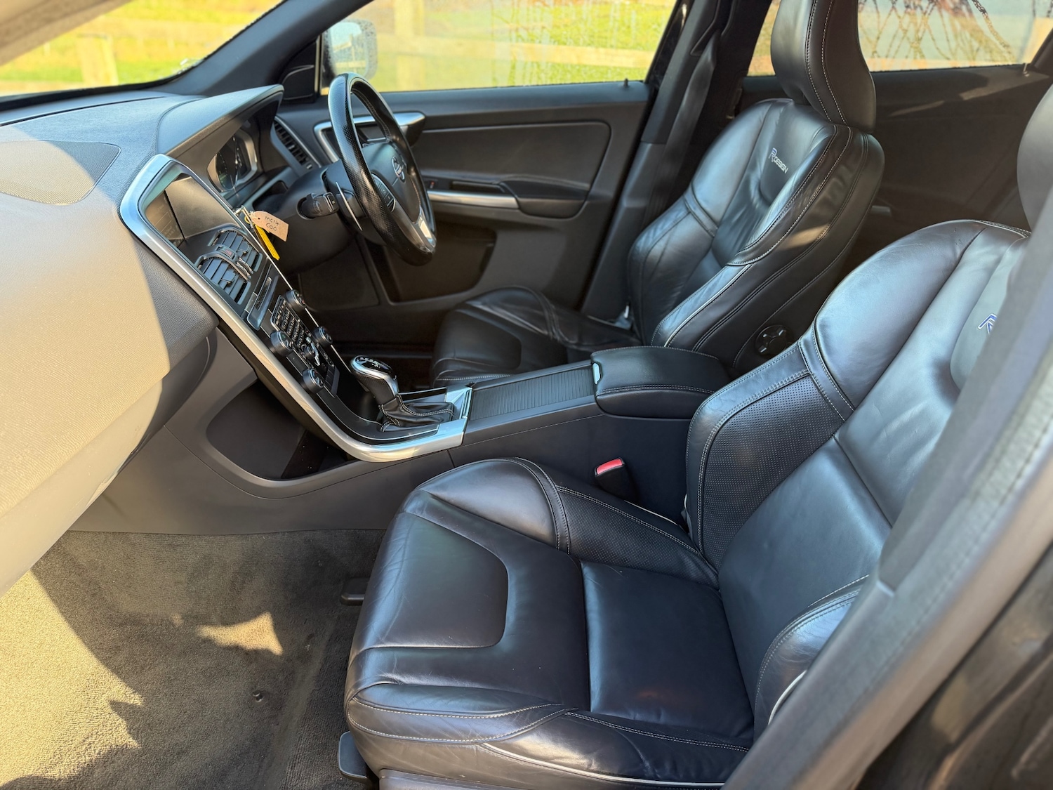 Used Volvo XC60 2014 for sale - 77053041: Photo 24