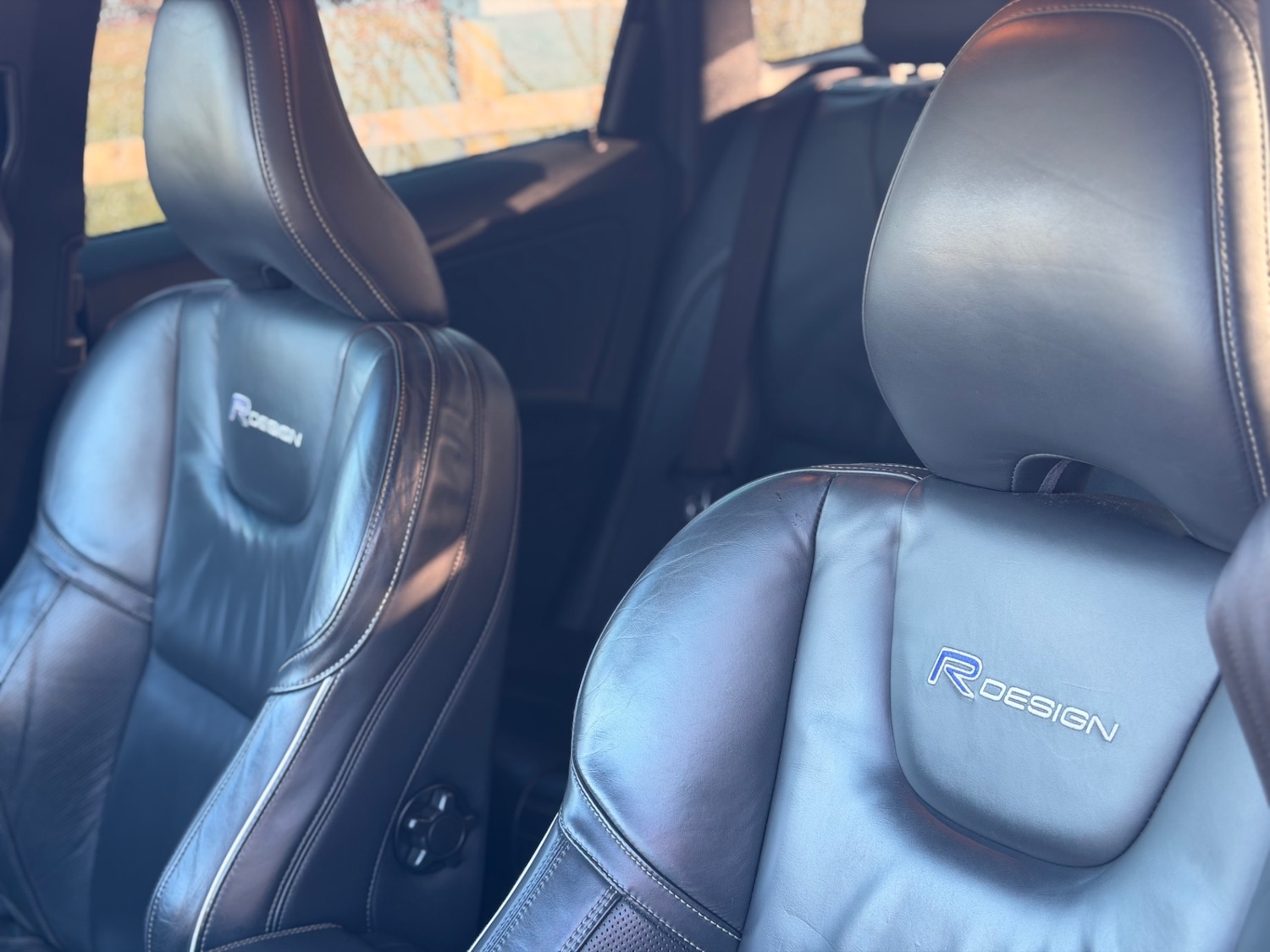 Used Volvo XC60 2014 for sale - 77053041: Photo 25