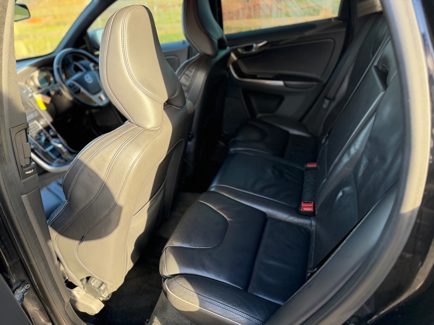 Used Volvo XC60 2014 for sale - 77053041: Photo 26