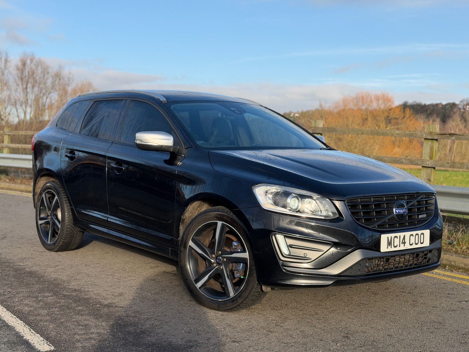 Used Volvo XC60 2014 for sale - 77053041: Photo 3
