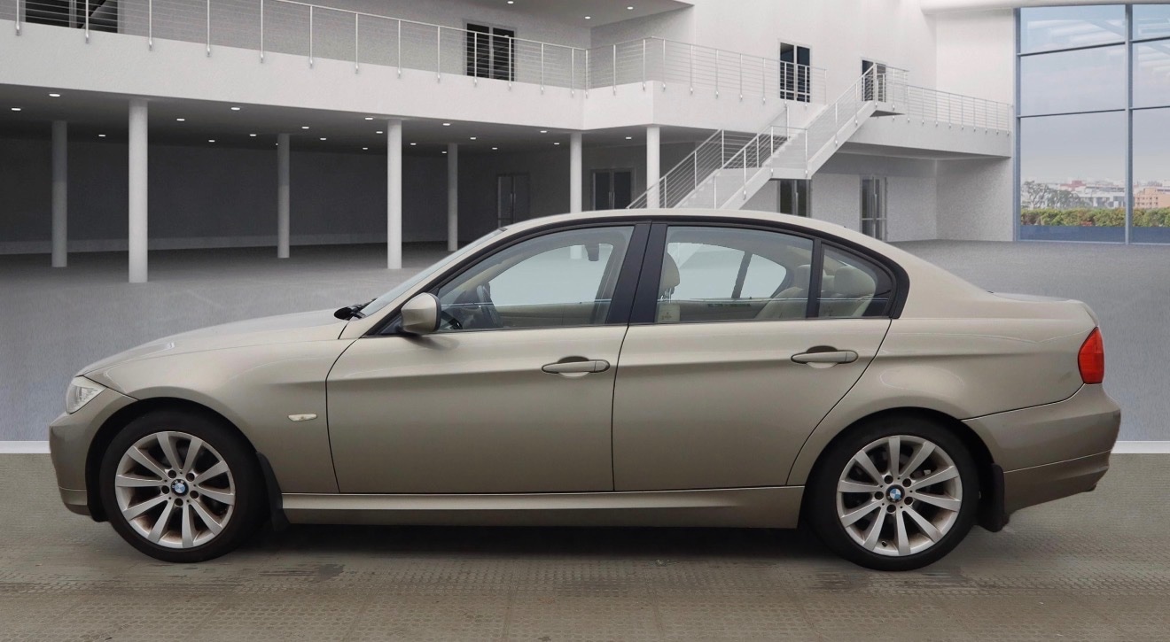 Used BMW 3 Series 2010 for sale - 76941900: Photo 6