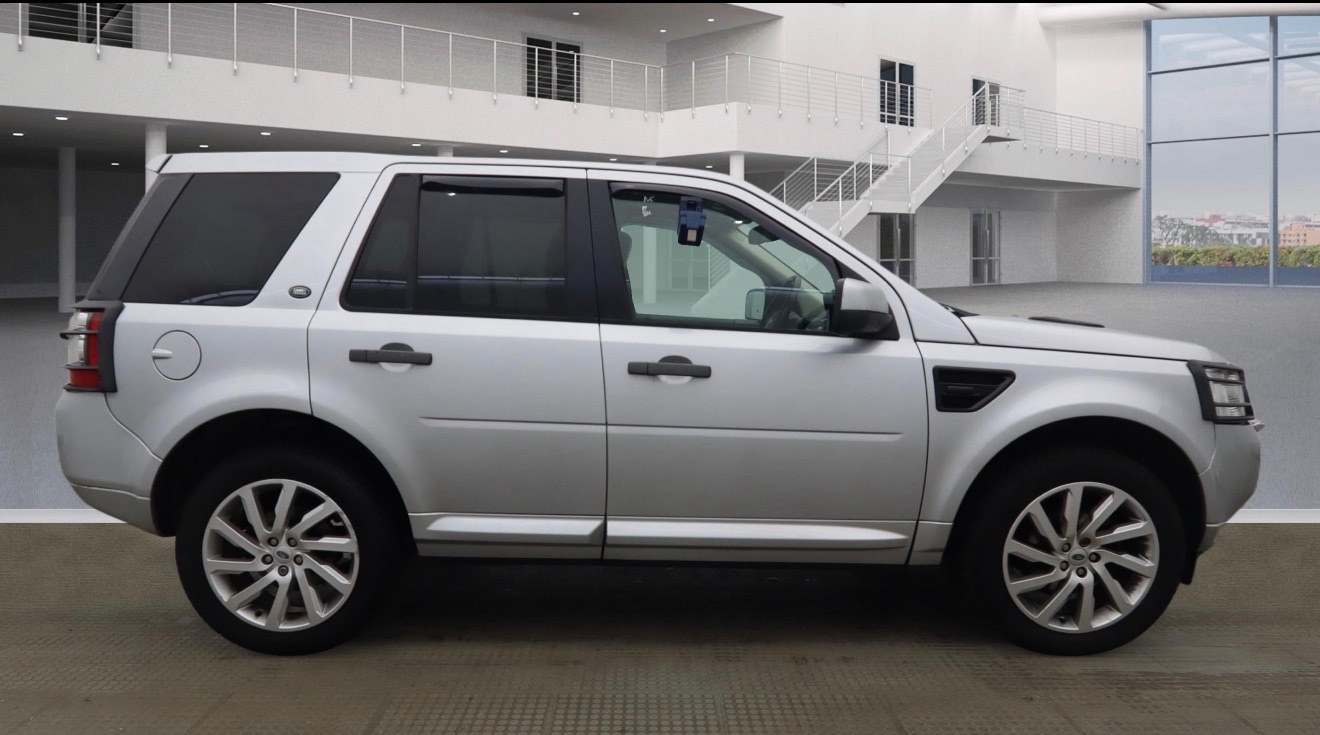 Used Land Rover Freelander 2011 for sale - 77406399: Photo 5
