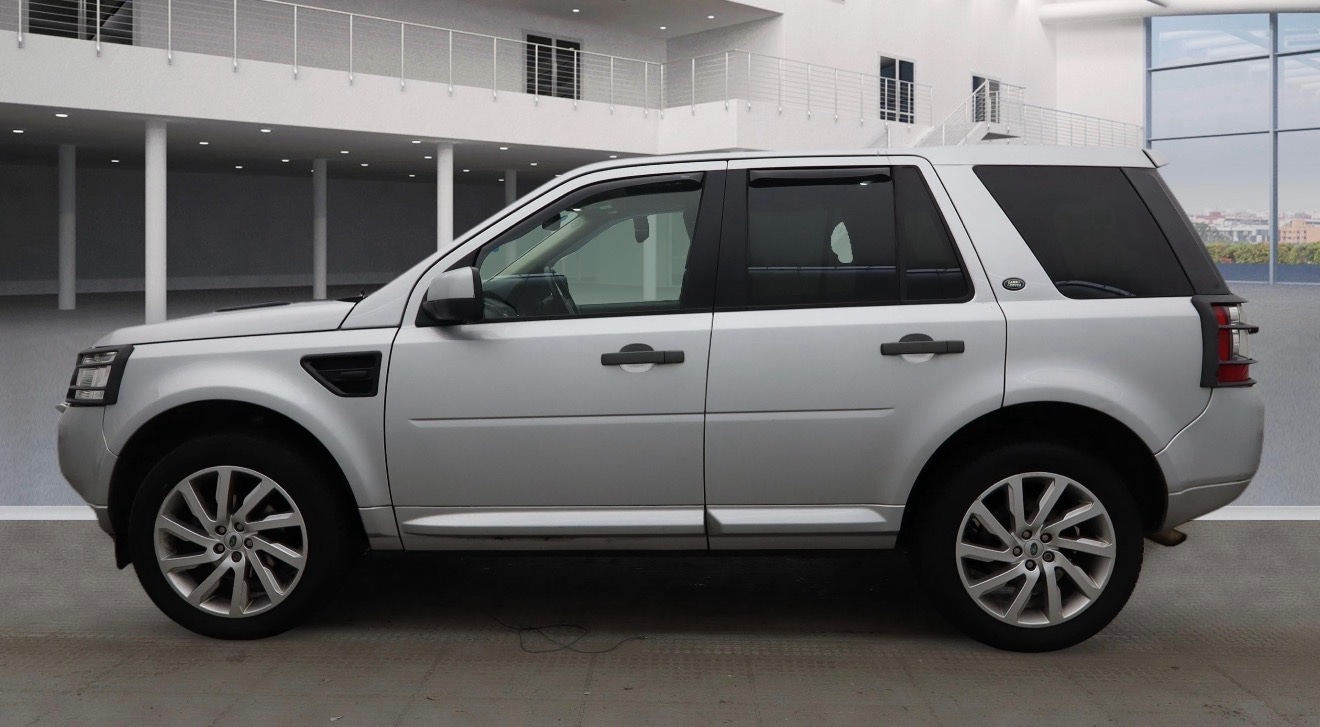 Used Land Rover Freelander 2011 for sale - 77406399: Photo 6