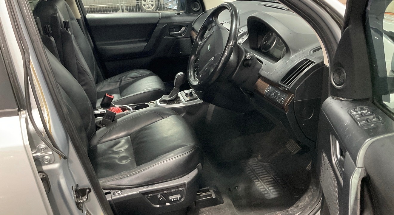 Used Land Rover Freelander 2011 for sale - 77406399: Photo 8