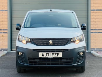 Used Peugeot Partner 2022 for sale - 79006209: Photo