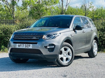 Used Land Rover Discovery Sport 2017 for sale - 78875991: Photo