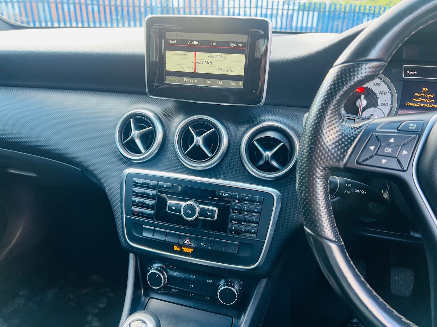 Used Mercedes-Benz A-Class 2014 for sale - 77065811: Photo 13