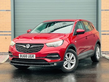 2018 (68) - 1.2 Turbo SE 5dr