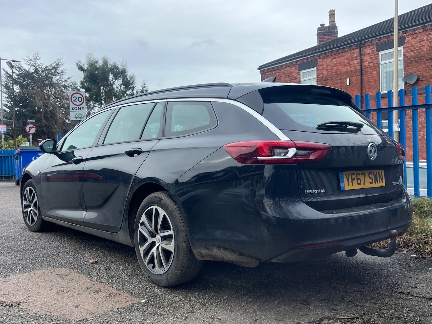 Used Vauxhall Insignia 2017 for sale - 77688625: Photo 3