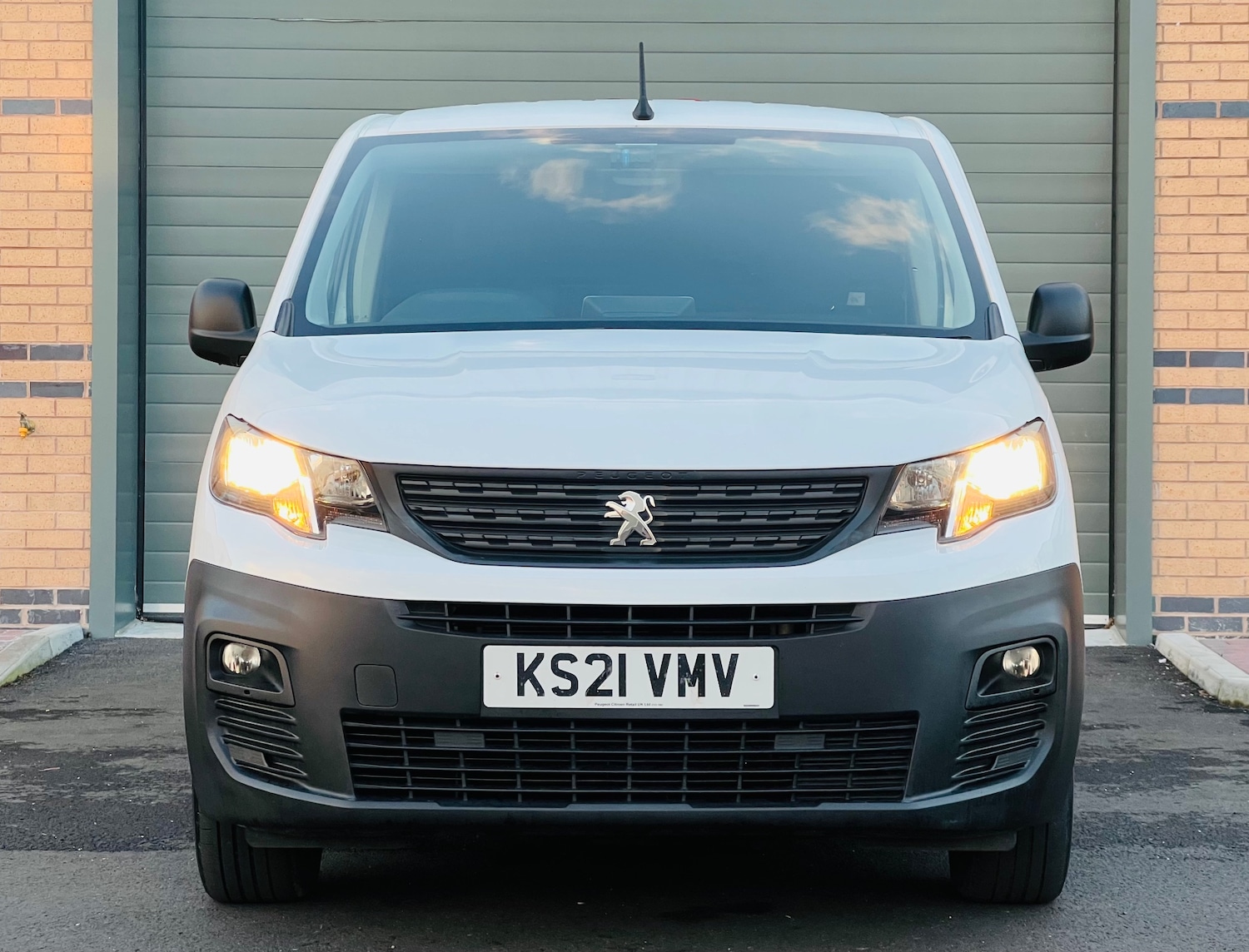 Used Peugeot Partner 2021 for sale - 78183505: Photo 2