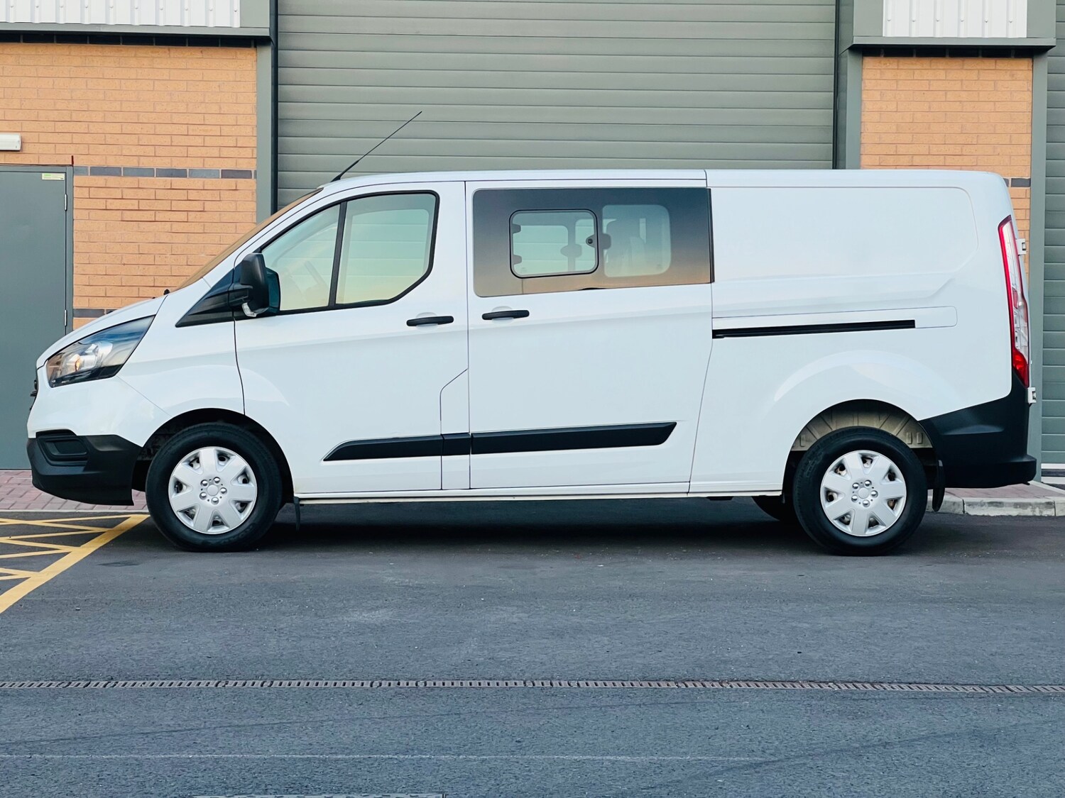 Used Ford Transit Custom 2019 for sale - 77954331: Photo 10
