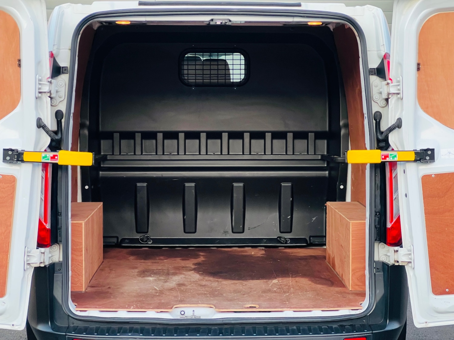 Used Ford Transit Custom 2019 for sale - 77954331: Photo 8