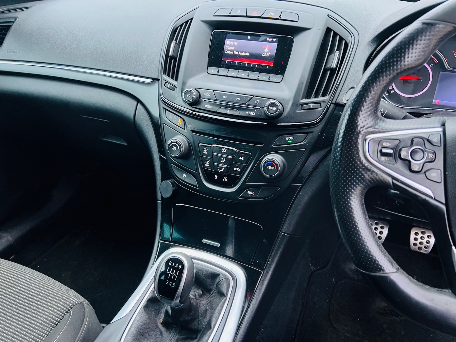 Used Vauxhall Insignia 2014 for sale - 77681904: Photo 13