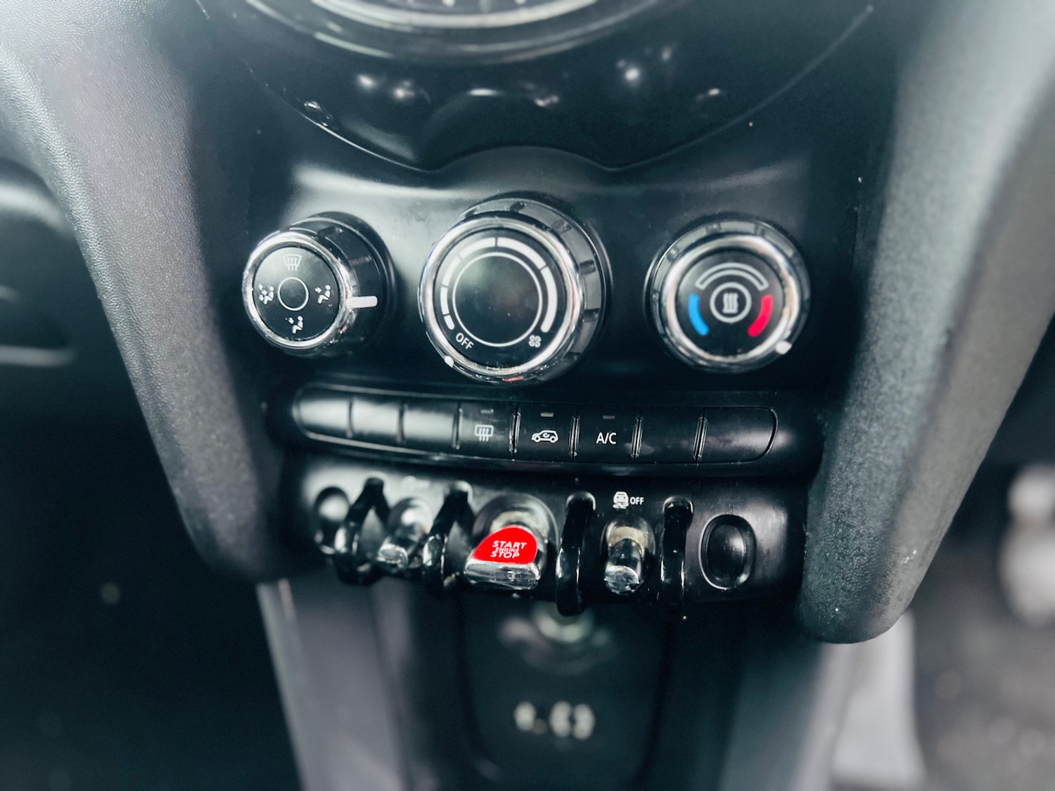 Used MINI Hatch 2017 for sale - 76958812: Photo 15