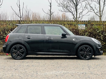 Used MINI Hatch 2017 for sale - 76958812: Photo