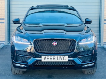 Used Jaguar F-Pace 2018 for sale - 78443679: Photo