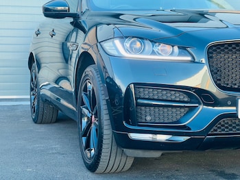 Used Jaguar F-Pace 2018 for sale - 78443679: Photo