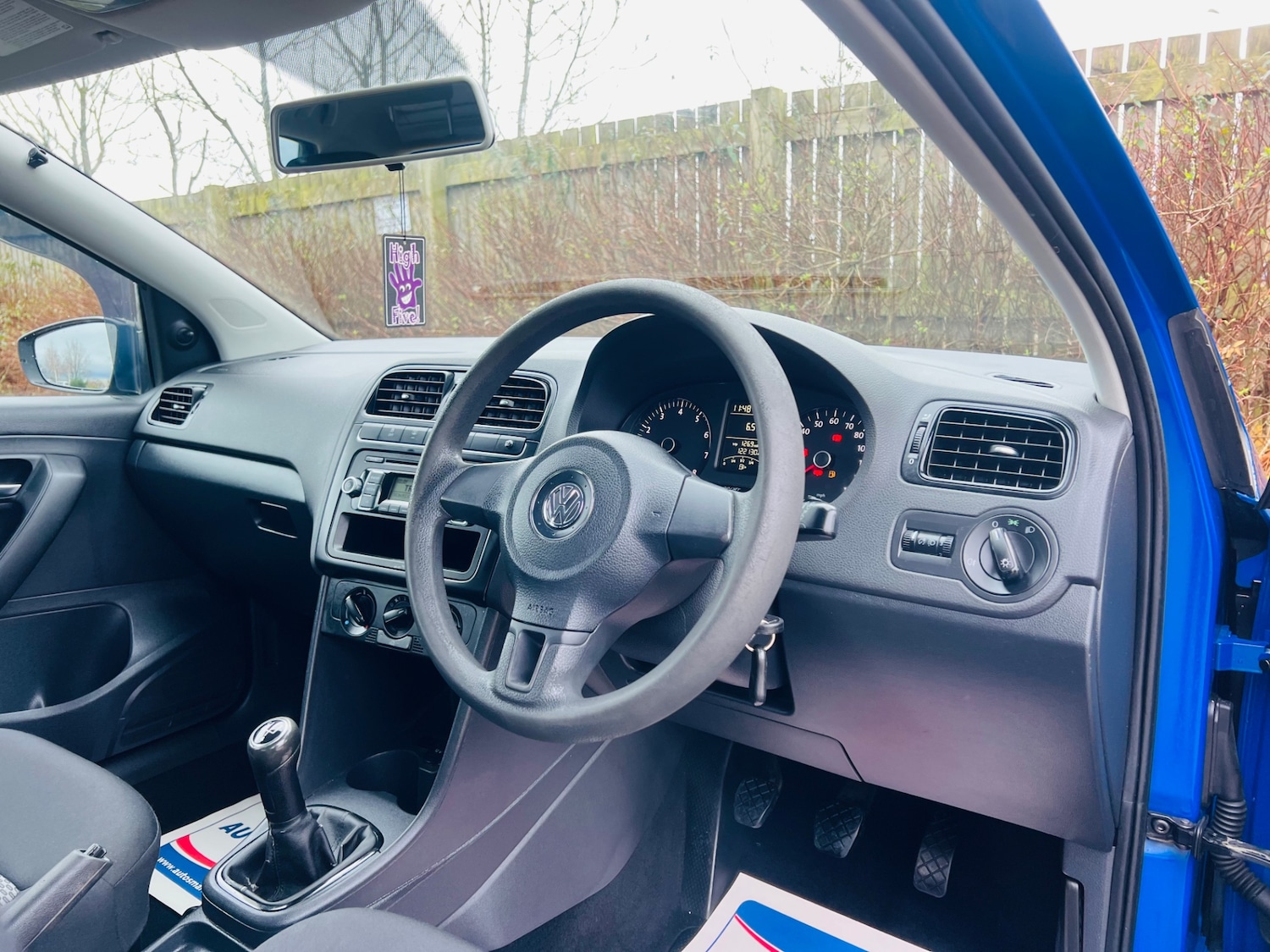 Used Volkswagen Polo 2010 for sale - 77382003: Photo 12