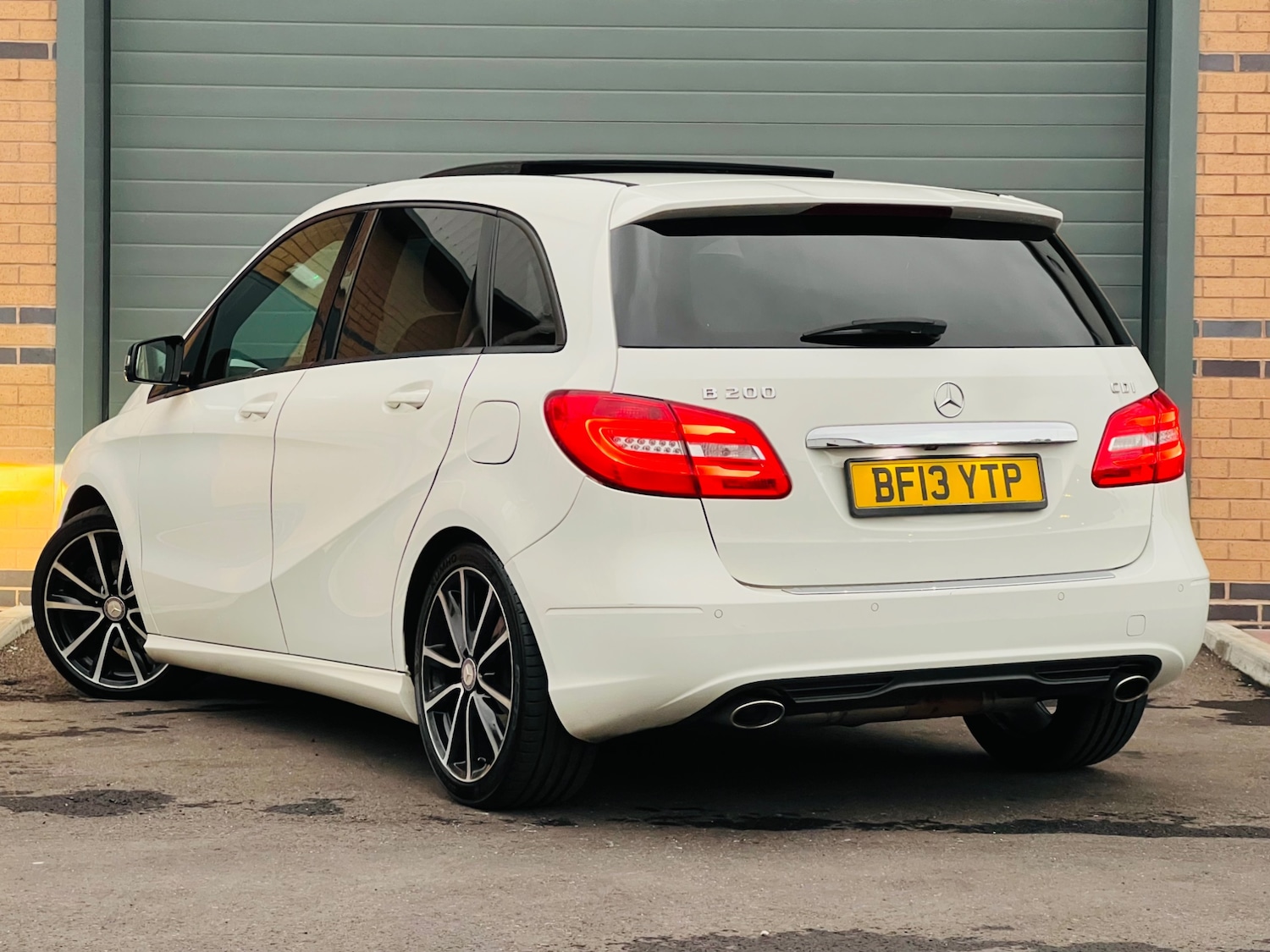 Used Mercedes-Benz B Class 2013 for sale - 76508251: Photo 9