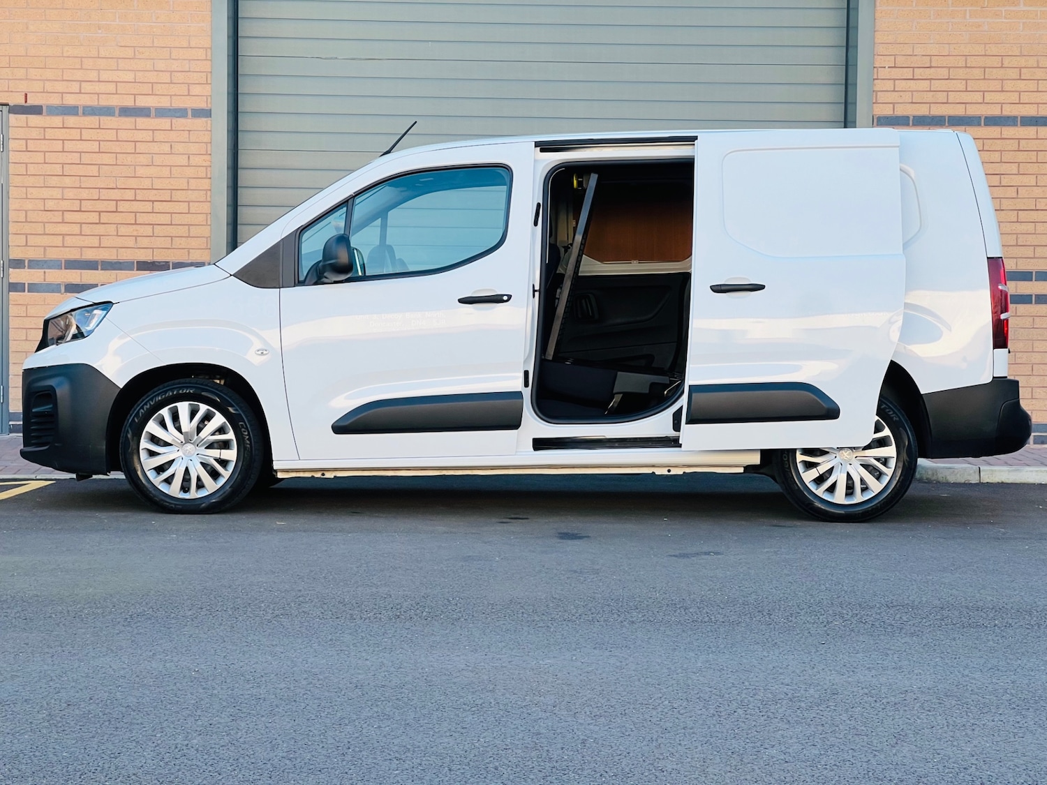 Used Peugeot Partner 2021 for sale - 78141346: Photo 14