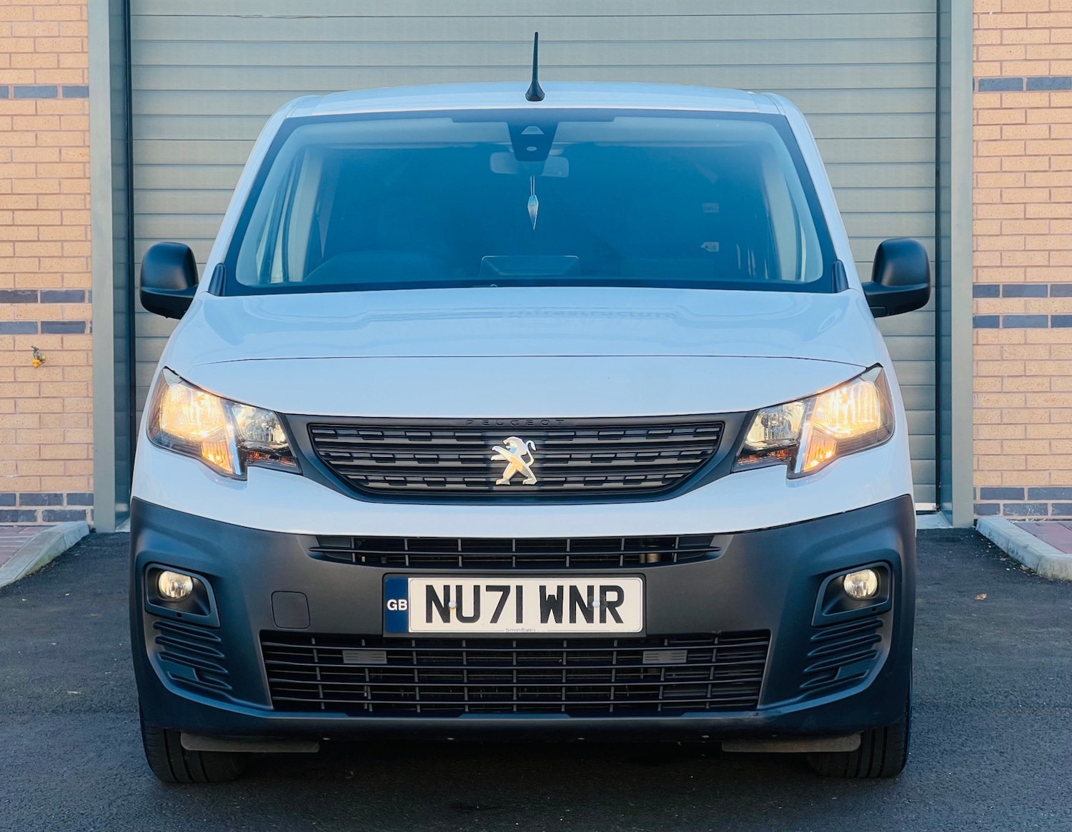 Used Peugeot Partner 2021 for sale - 78141346: Photo 2