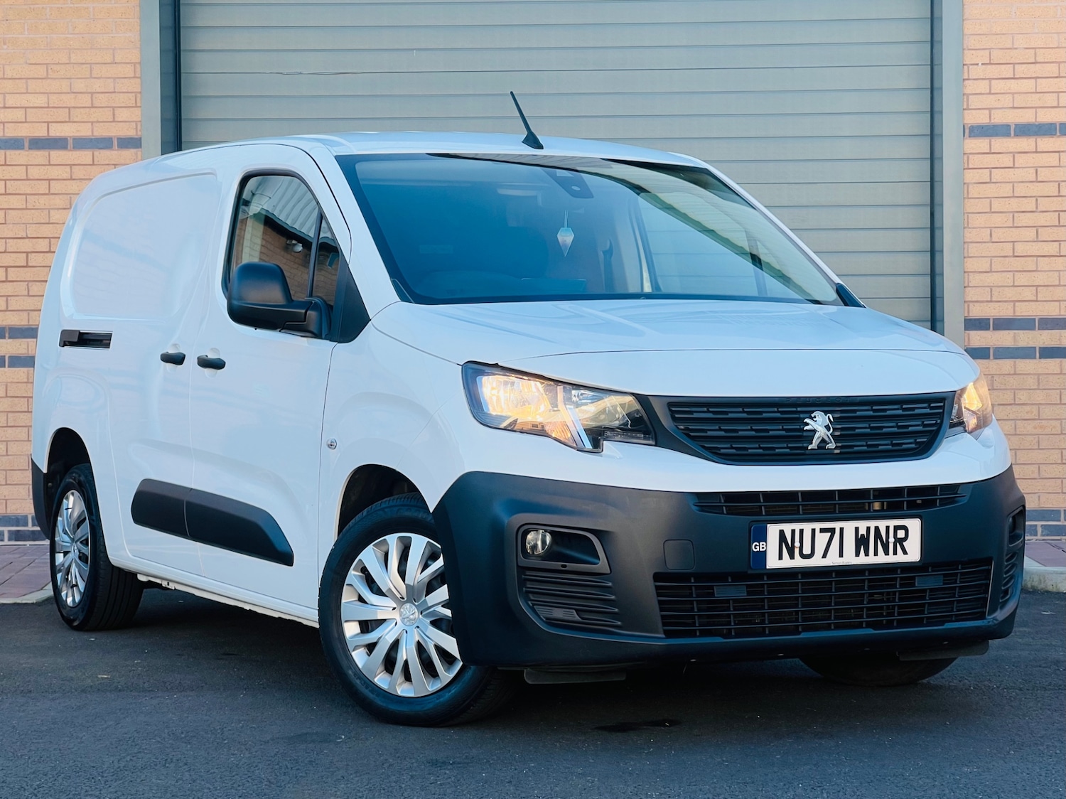 Used Peugeot Partner 2021 for sale - 78141346: Photo 3