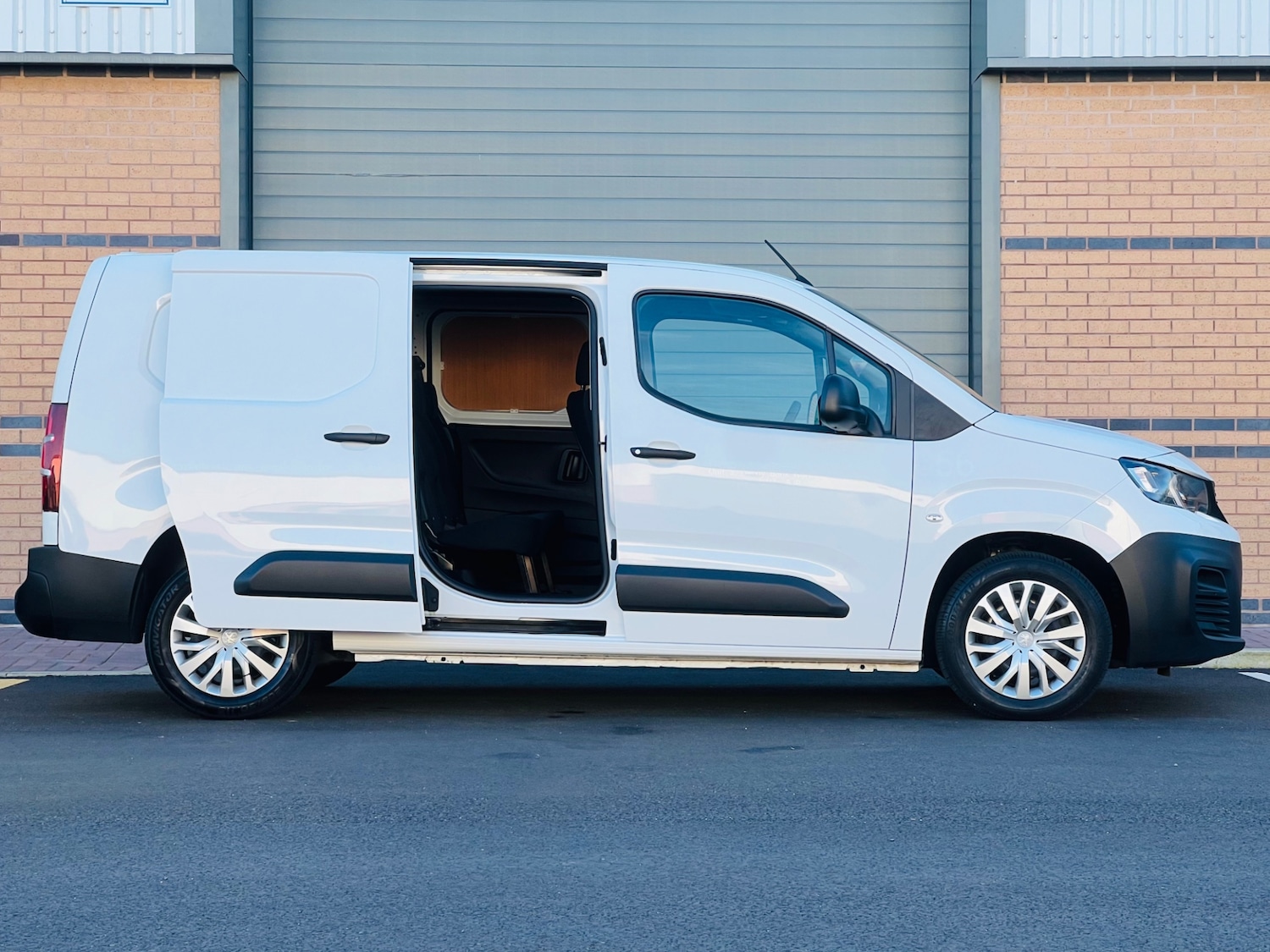 Used Peugeot Partner 2021 for sale - 78141346: Photo 5